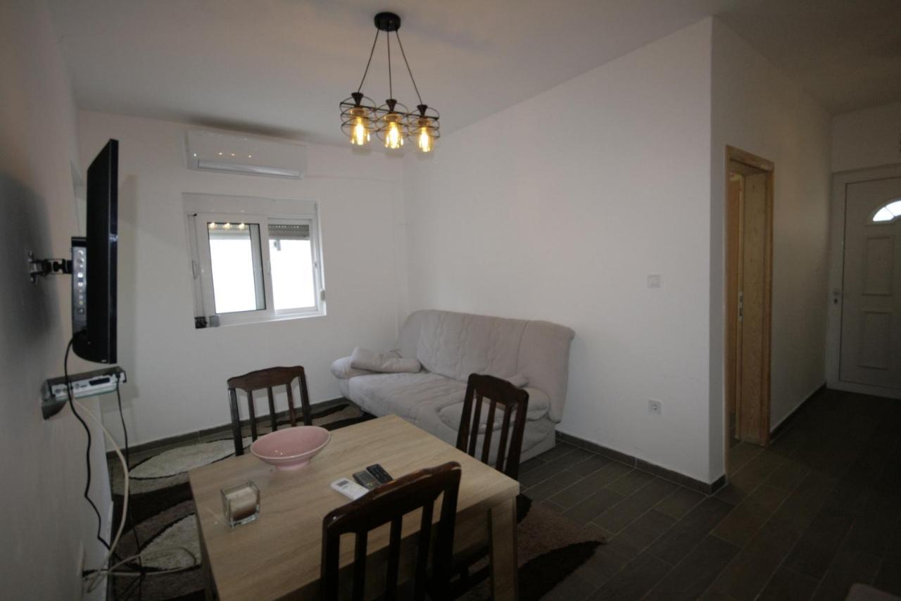 Apartmani Srdanovic Tivat Exterior photo